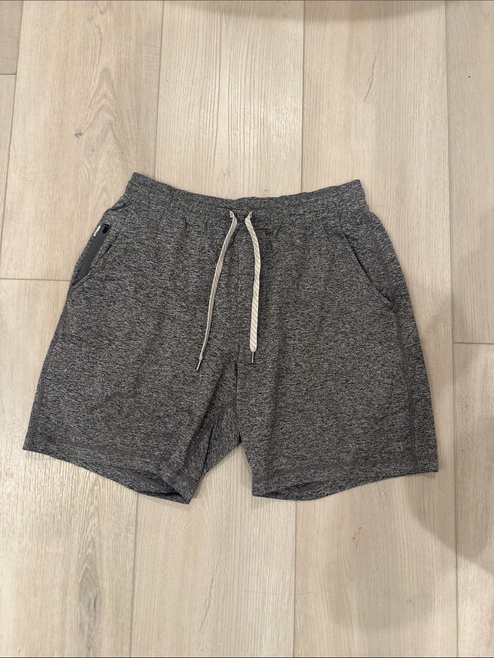 Vuori Heather Grey Ponto Shorts